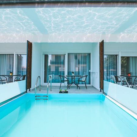 Sithon Diamond Suites 1 니키티 외부 사진