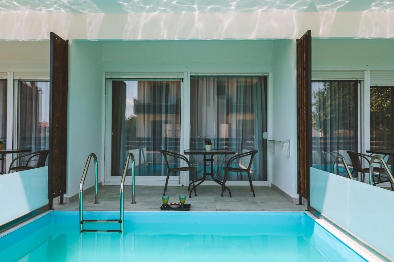 Sithon Diamond Suites 1 니키티 외부 사진
