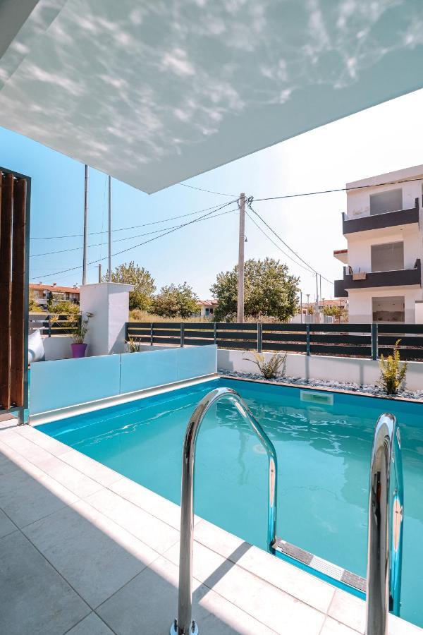 Sithon Diamond Suites 1 니키티 외부 사진