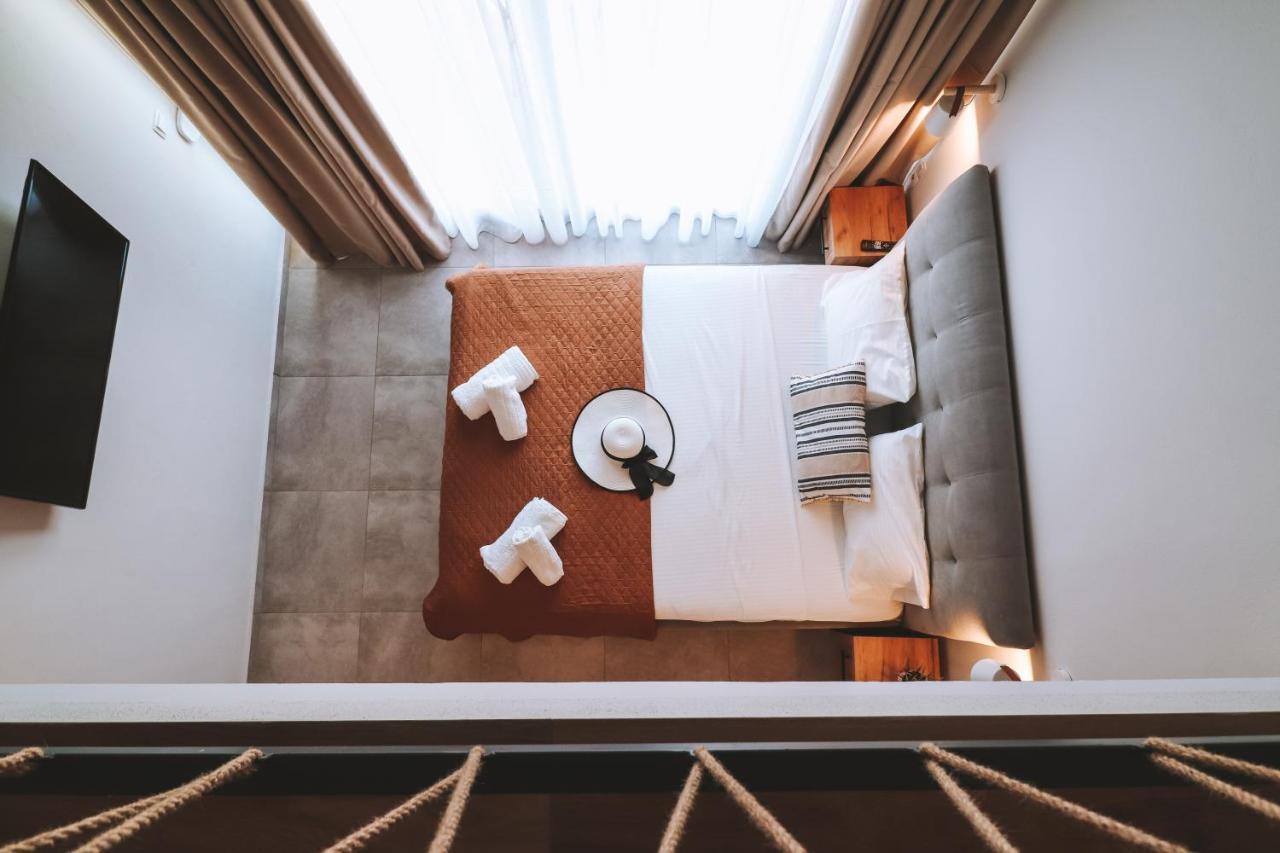 Sithon Diamond Suites 1 니키티 외부 사진