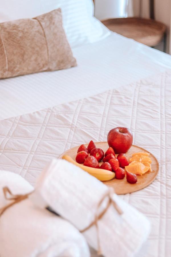 Sithon Diamond Suites 1 니키티 외부 사진
